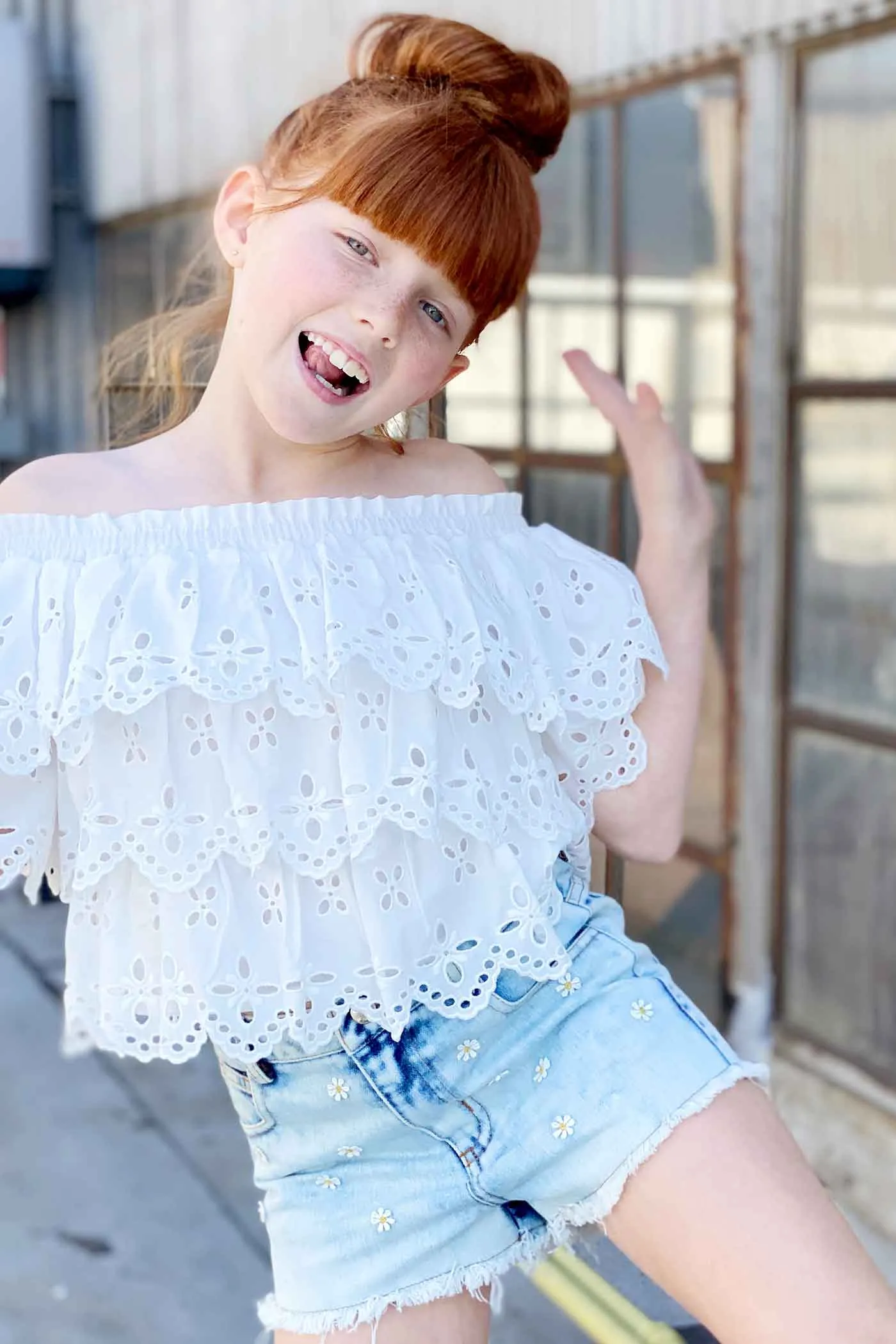 Girls Washed Daisy Denim Shorts
