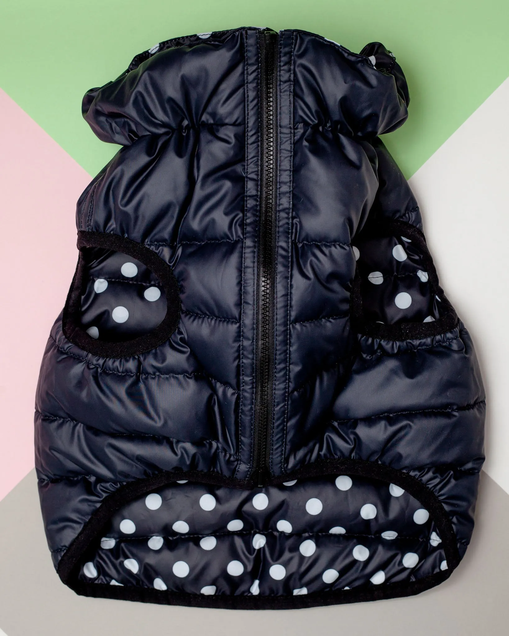 Reversible AiryVest in Black   Black Dot (DOG & CO. Exclusive) (FINAL SALE)